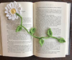 Crochet Daisy Bookmark - Image 2